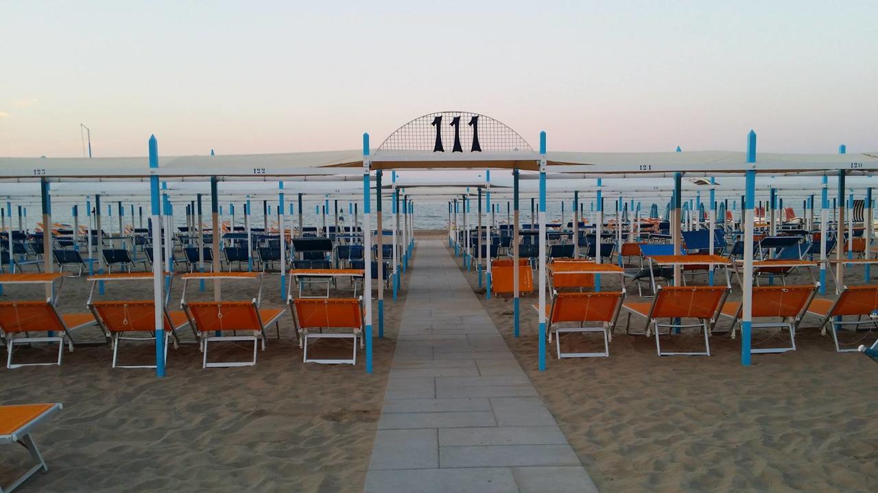 Residence Il Tulipano Riccione Dış mekan fotoğraf